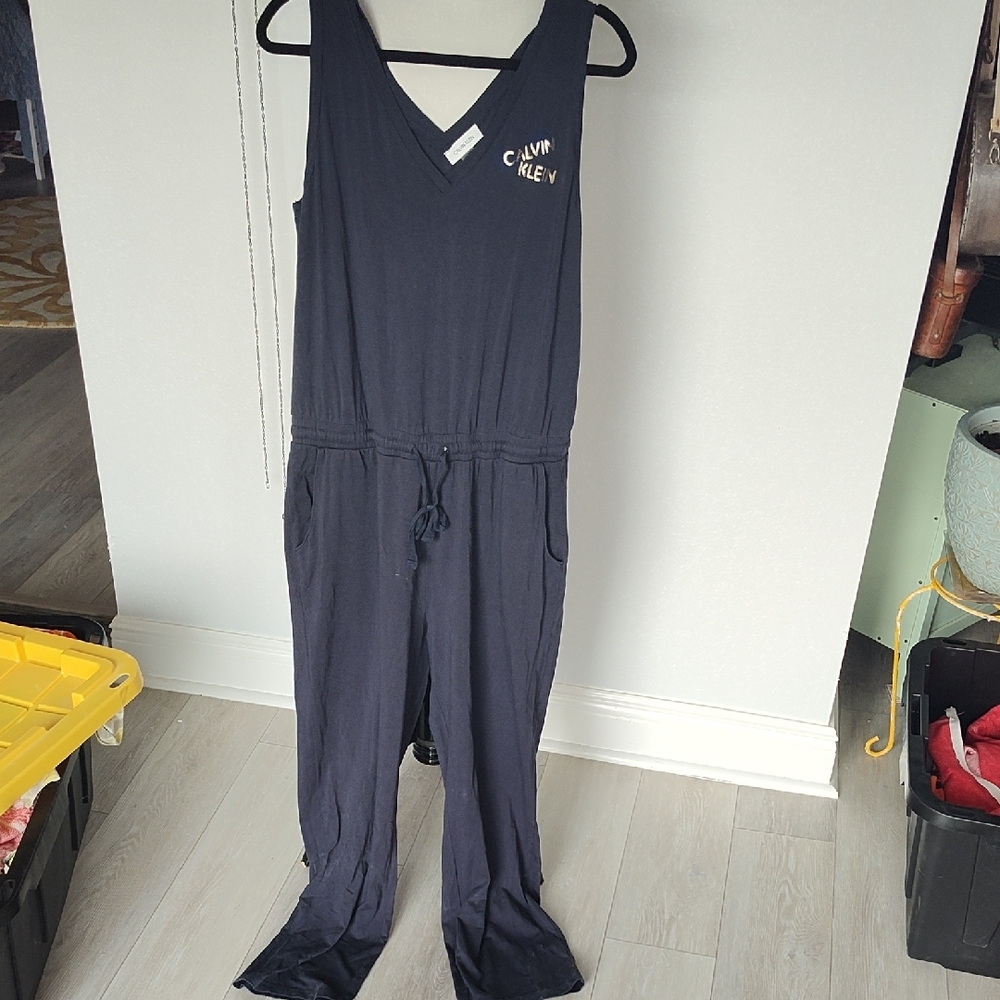 Calvin Klein Blue Jumpsuit with V-Neck and Relaxed Fit